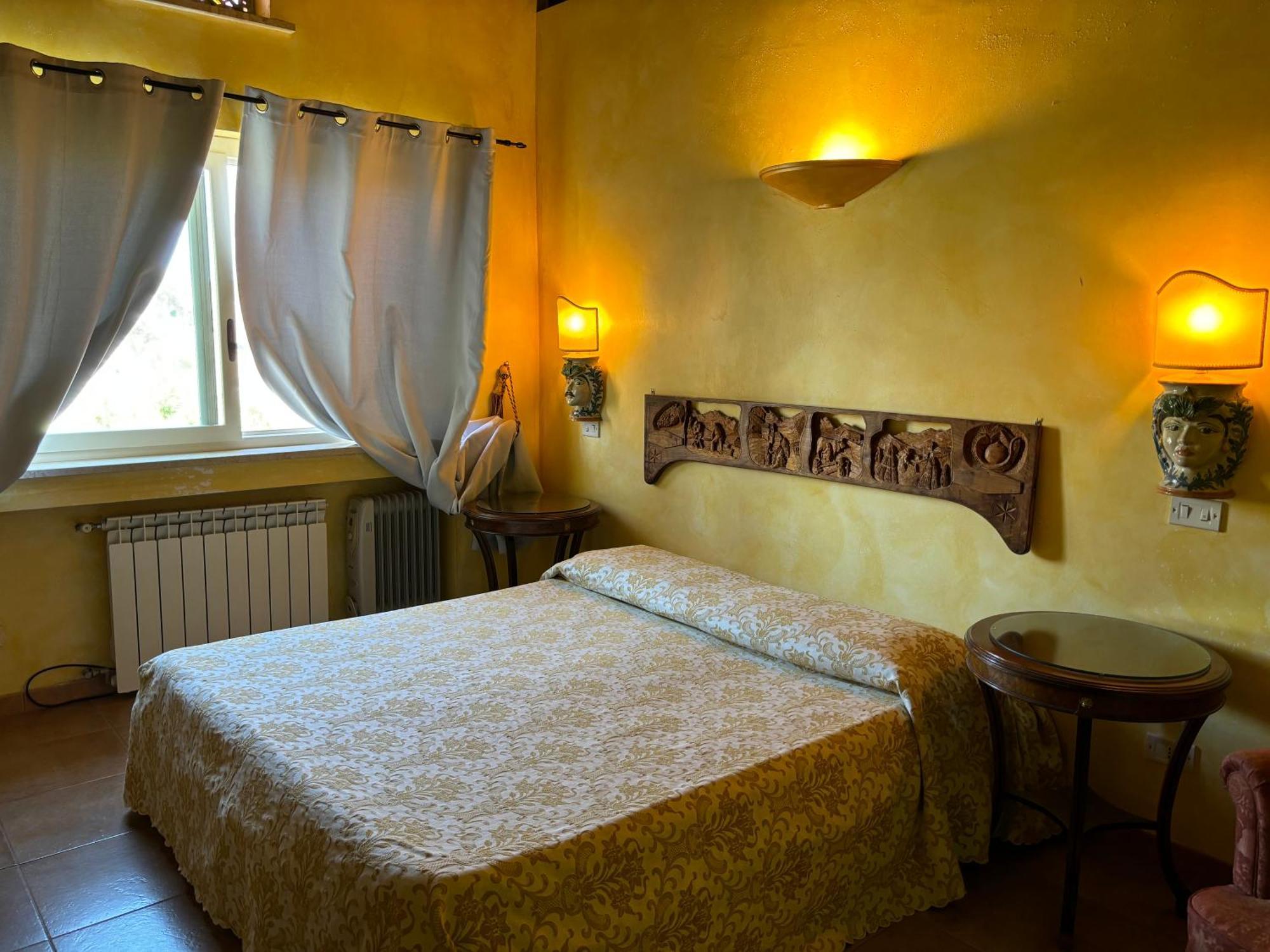 Ciuci's Manor *