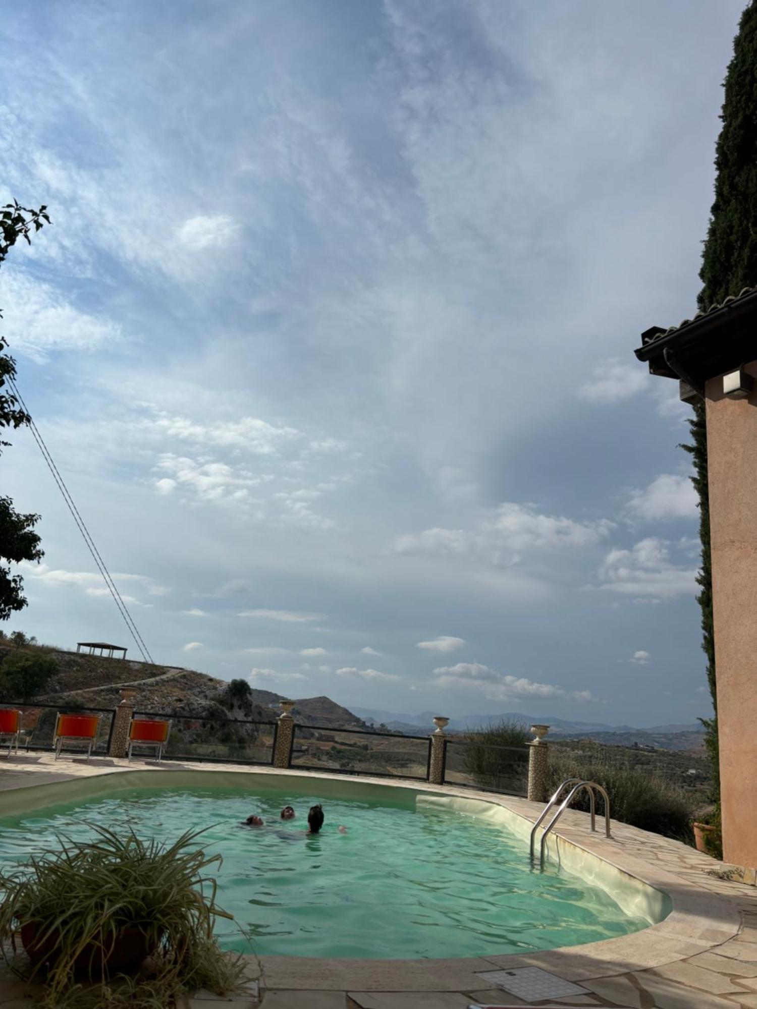 Ciuci's Manor